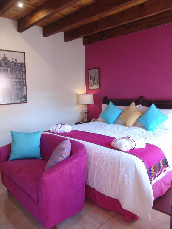 Casa Del Tio Hotel Boutique San Miguel de Allende Kamer foto A bedroom at the hotel